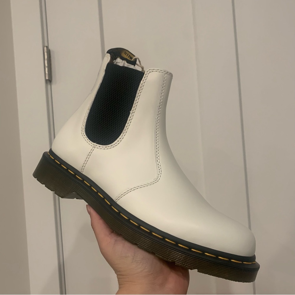 NWT Dr. Martens 2976 Yellow Stitch Smooth Leather Boots - Picture 2 of 8